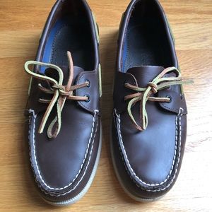 Sperry topsider
